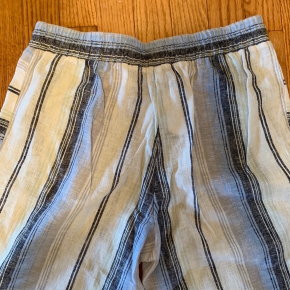 NEW WITH TAGS!!! Cropped blue/white linen pants - Picture 2 of 2